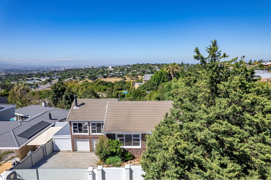 4 Bedroom Property for Sale in Welgemoed Western Cape